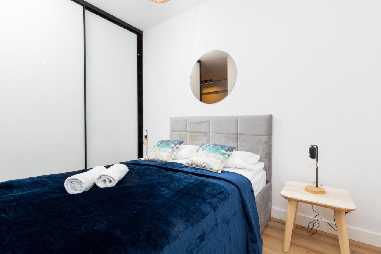 Atrium Promenada Apartments Goclaw By Noclegi Renters Varsovie Extérieur photo